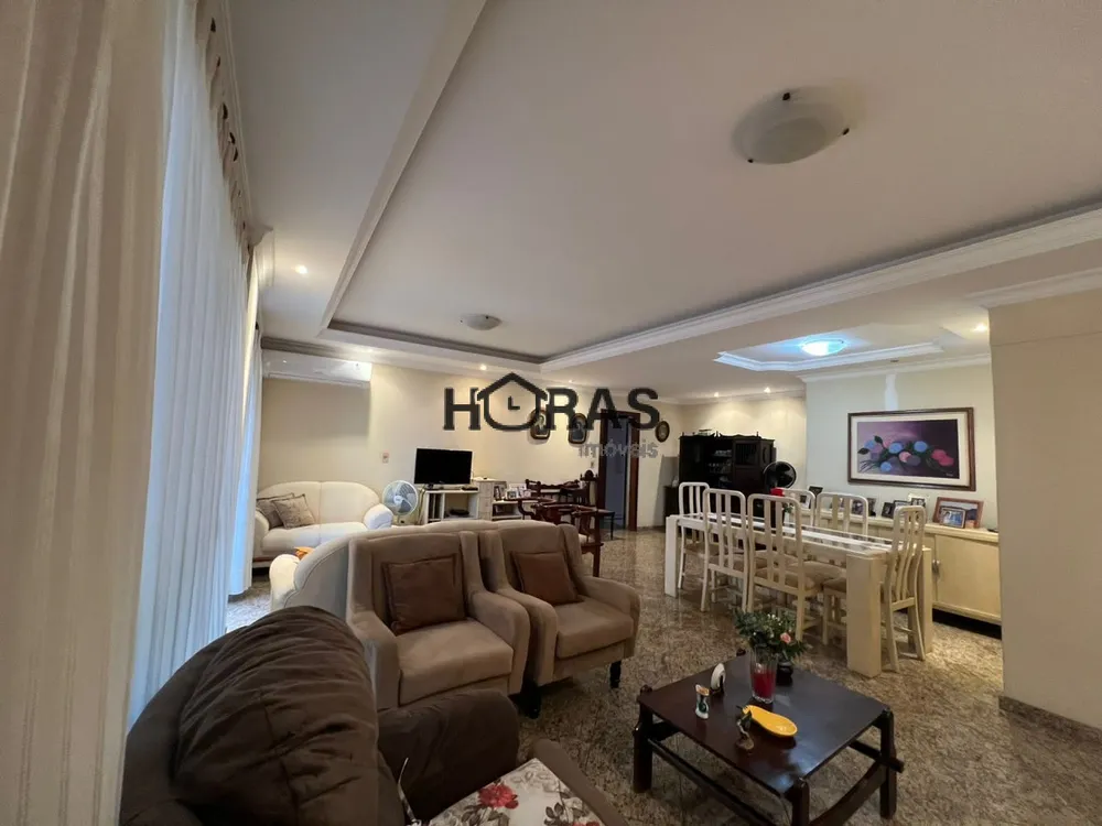 Apartamento, 3 quartos, 216 m² - Foto 1