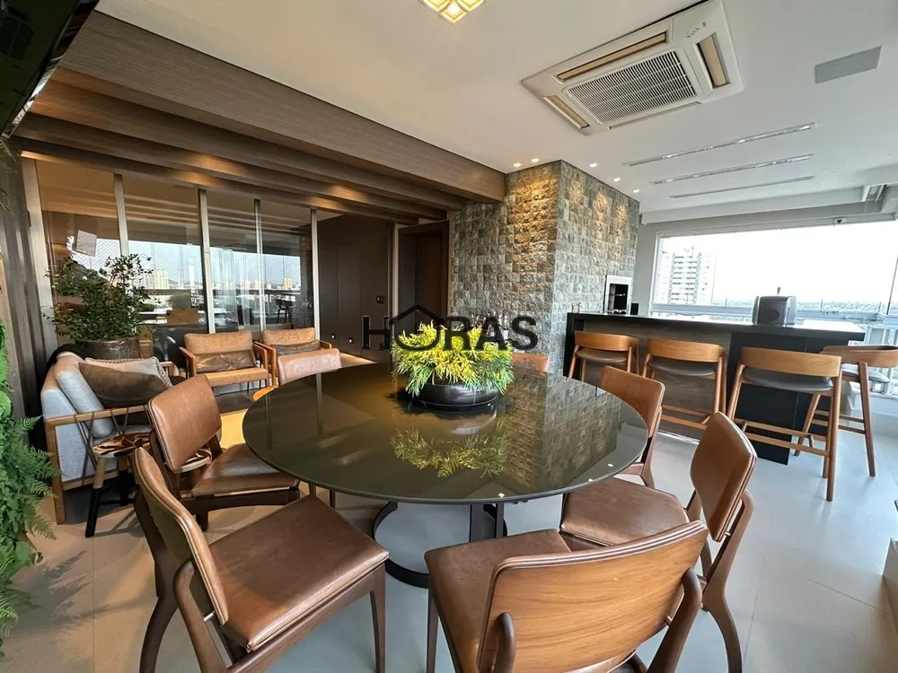Apartamento, 3 quartos, 209 m² - Foto 2