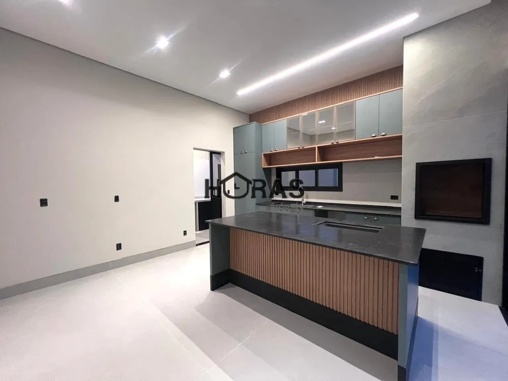 Casa, 3 quartos, 223 m² - Foto 1