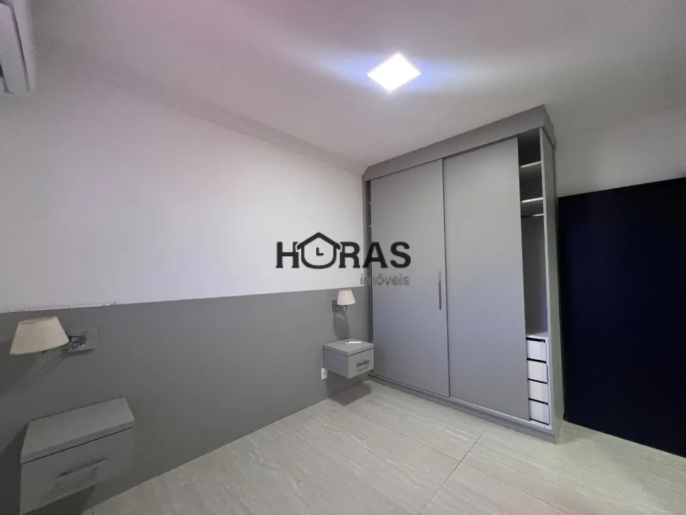 Casa, 4 quartos, 218 m² - Foto 1