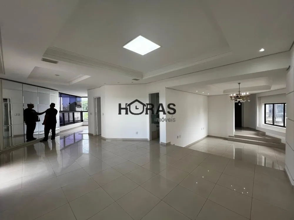 Apartamento, 4 quartos, 240 m² - Foto 1