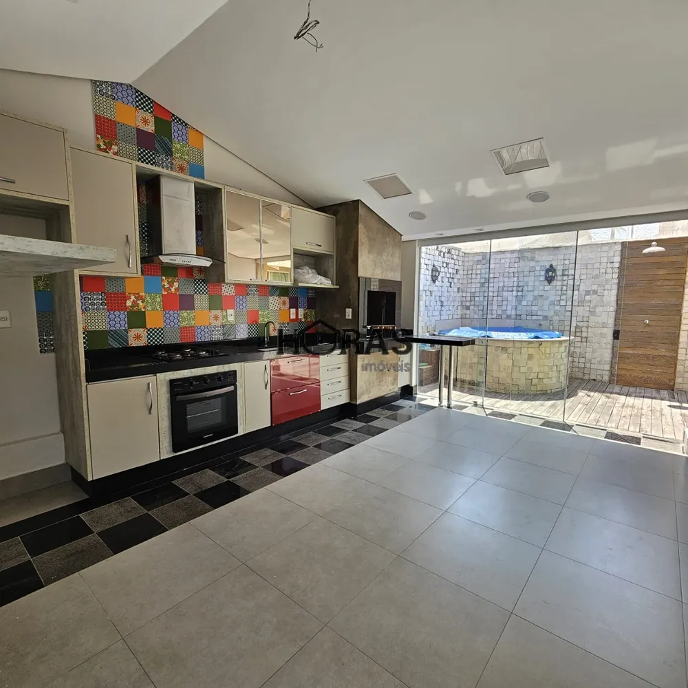 Casa, 3 quartos, 200 m² - Foto 2
