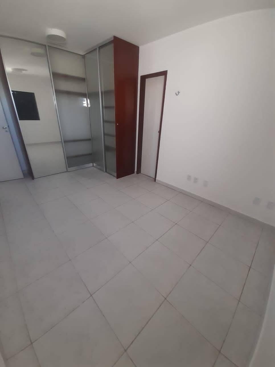 Apartamento à venda com 3 quartos, 90m² - Foto 15