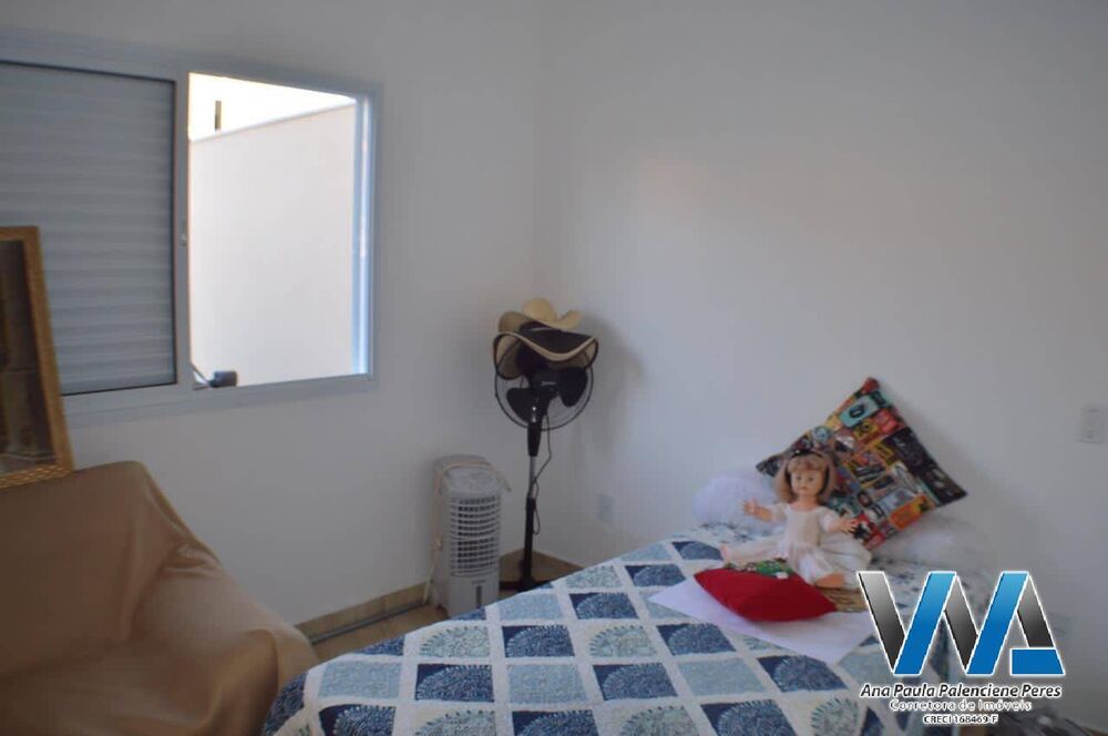 Casa à venda com 3 quartos, 105m² - Foto 2