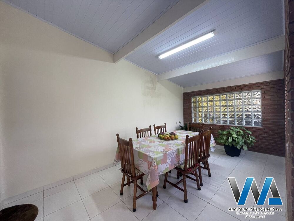 Casa, 2 quartos, 180 m² - Foto 1