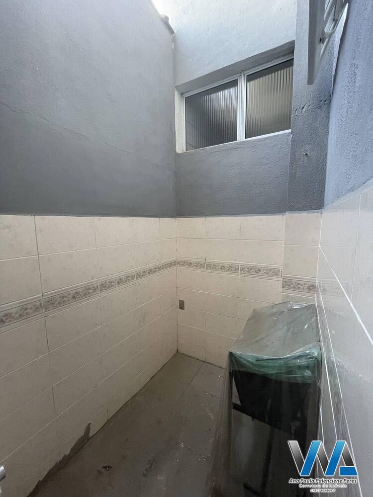 Casa, 5 quartos, 327 m² - Foto 1