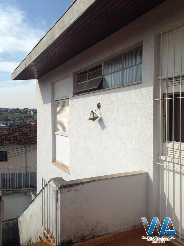 Casa, 4 quartos, 273 m² - Foto 1