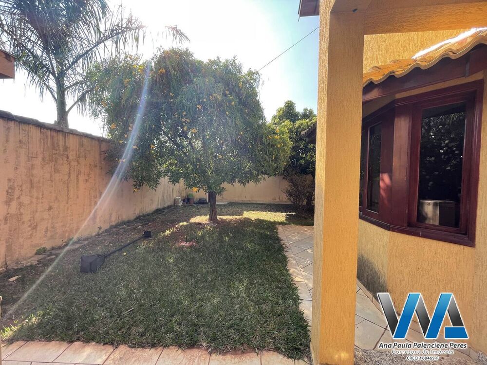 Casa à venda com 4 quartos, 345m² - Foto 4