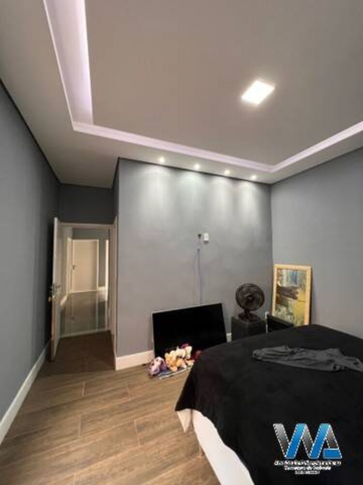 Casa, 3 quartos, 289 m² - Foto 4