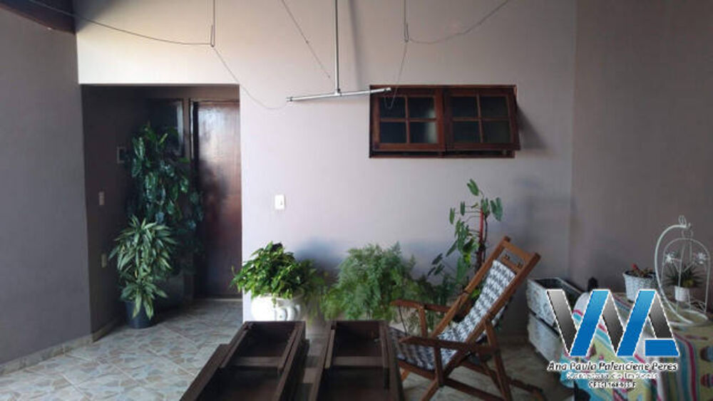 Casa, 3 quartos, 230 m² - Foto 1