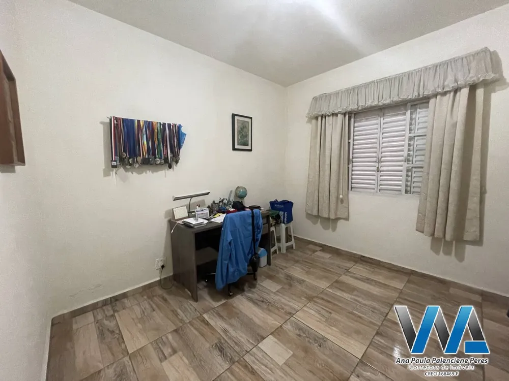 Casa, 5 quartos, 216 m² - Foto 4