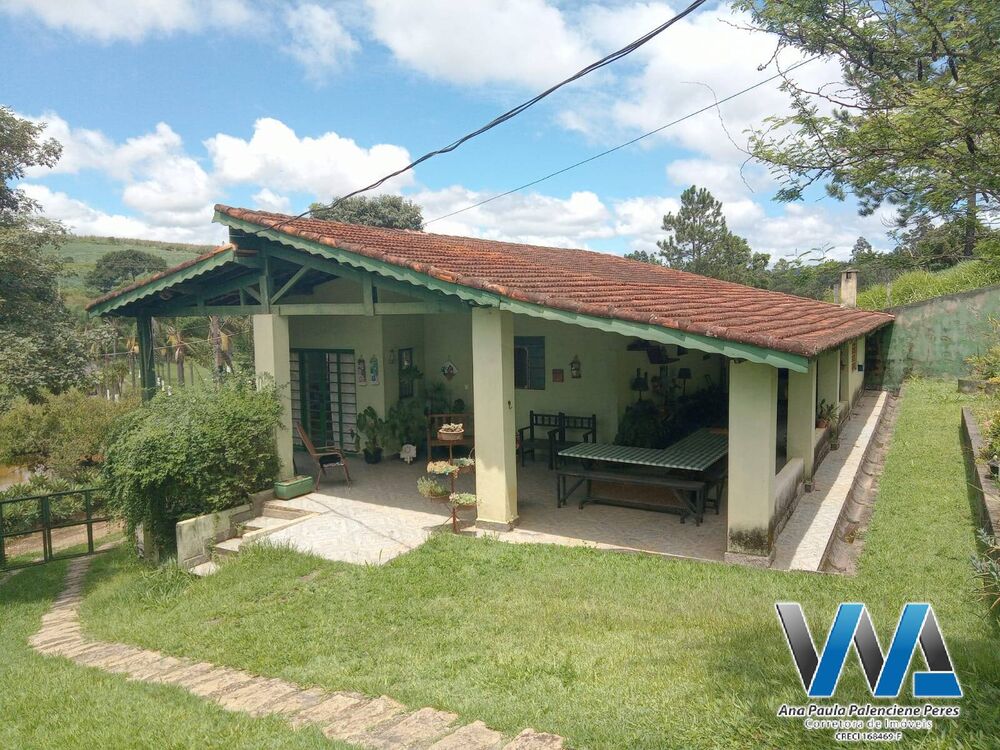 Chácara à venda com 3 quartos, 540m² - Foto 1