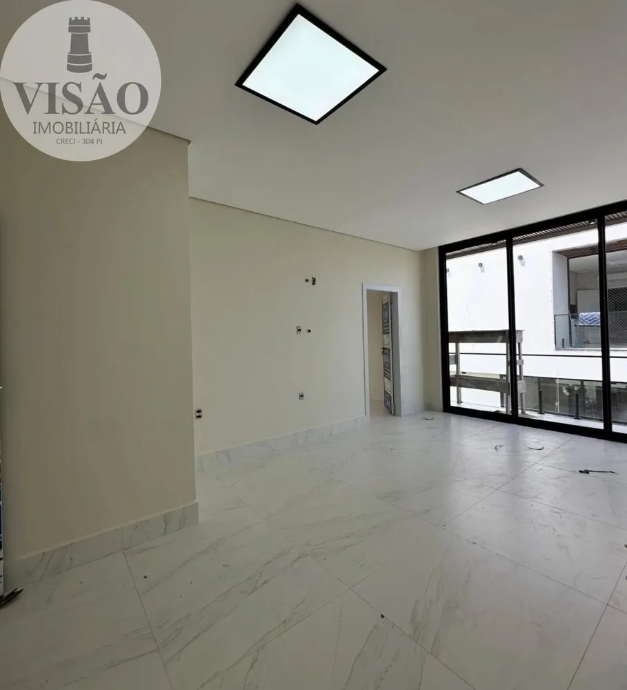 Casa, 3 quartos, 267 m² - Foto 1