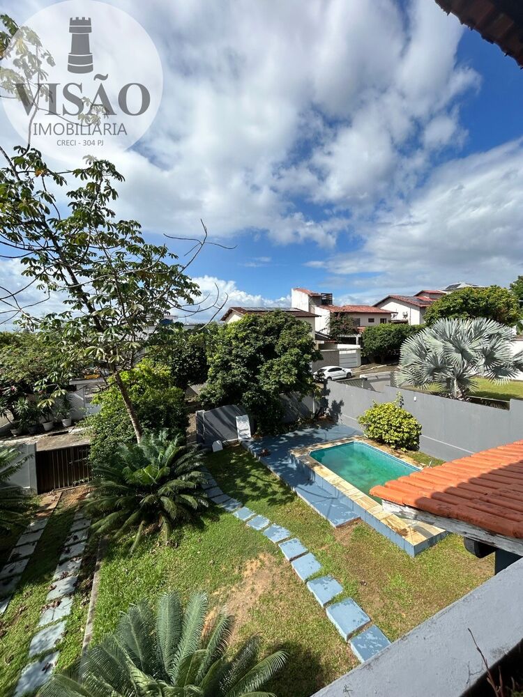 Casa para alugar com 5 quartos, 250m² - Foto 32