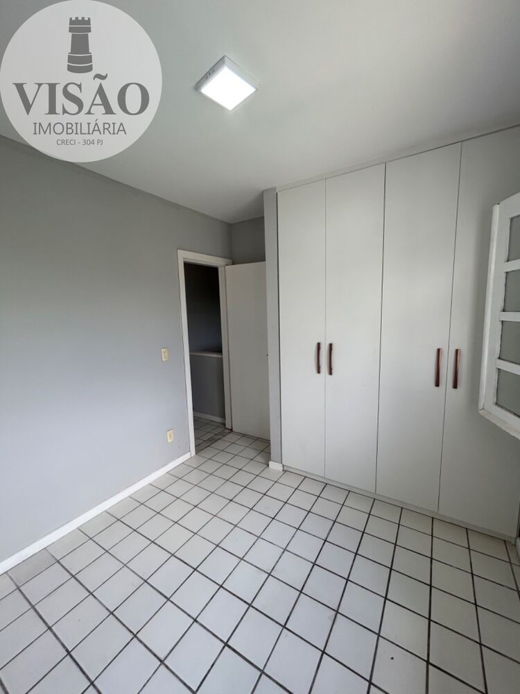 Casa para alugar com 5 quartos, 250m² - Foto 21