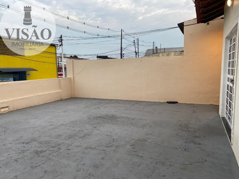 Casa à venda com 4 quartos, 292m² - Foto 2