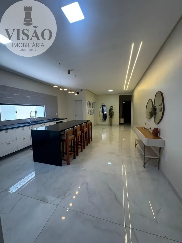 Casa, 3 quartos, 250 m² - Foto 2
