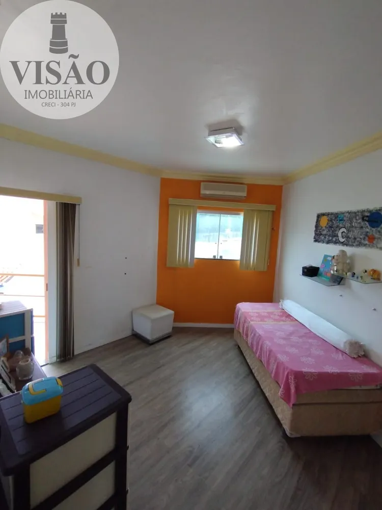 Casa, 3 quartos, 235 m² - Foto 8