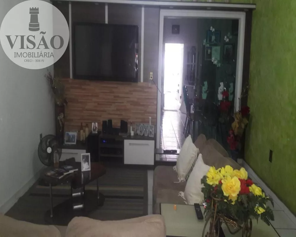 Casa à venda com 6 quartos, 300m² - Foto 4