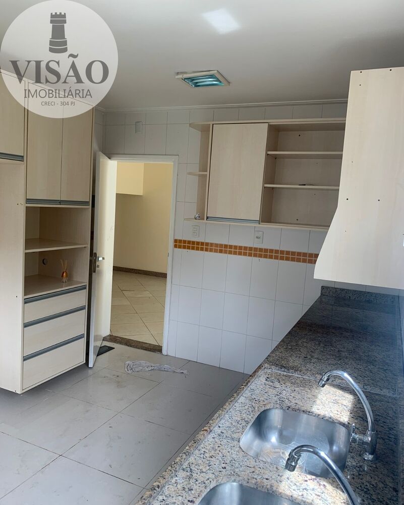 Casa, 4 quartos, 240 m² - Foto 2