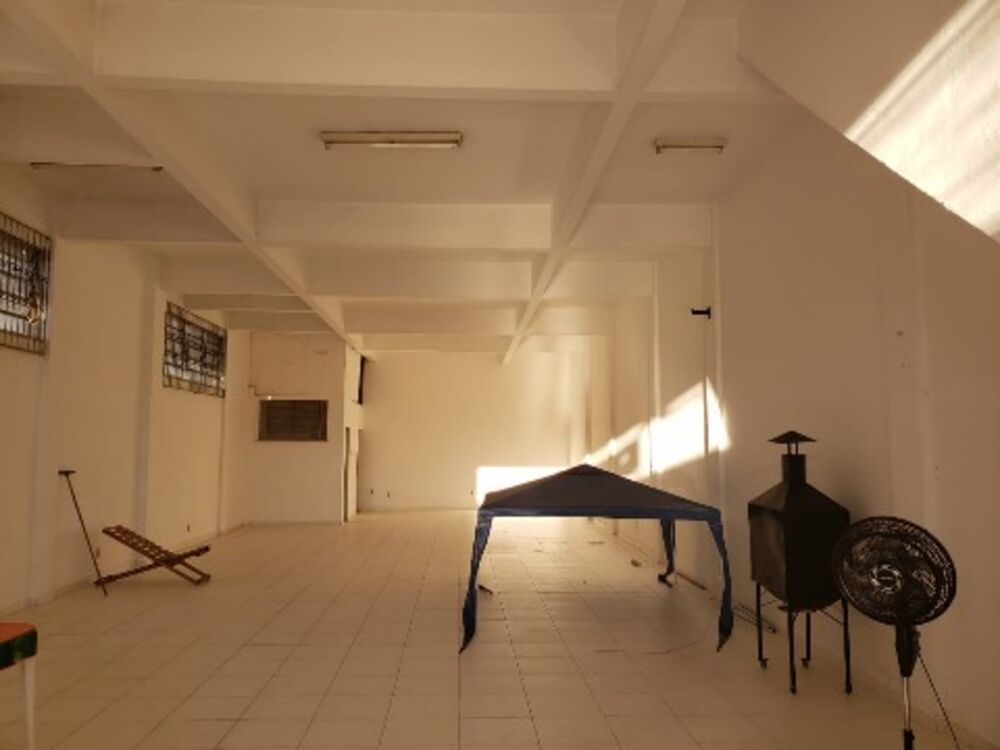 Prédio Inteiro, 700 m² - Foto 1