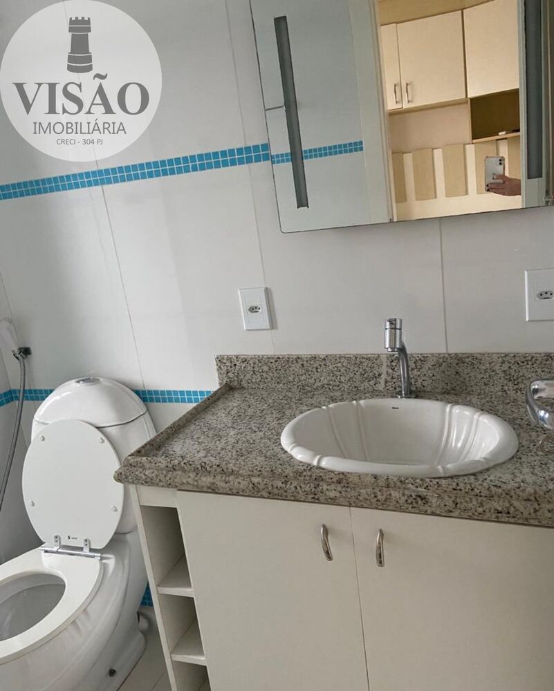 Apartamento para alugar com 4 quartos, 220m² - Foto 12