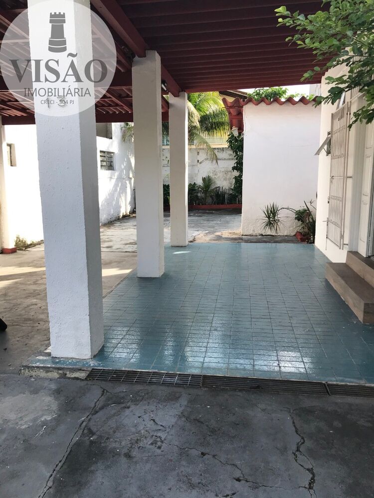 Prédio Inteiro para alugar com 4 quartos, 250m² - Foto 2