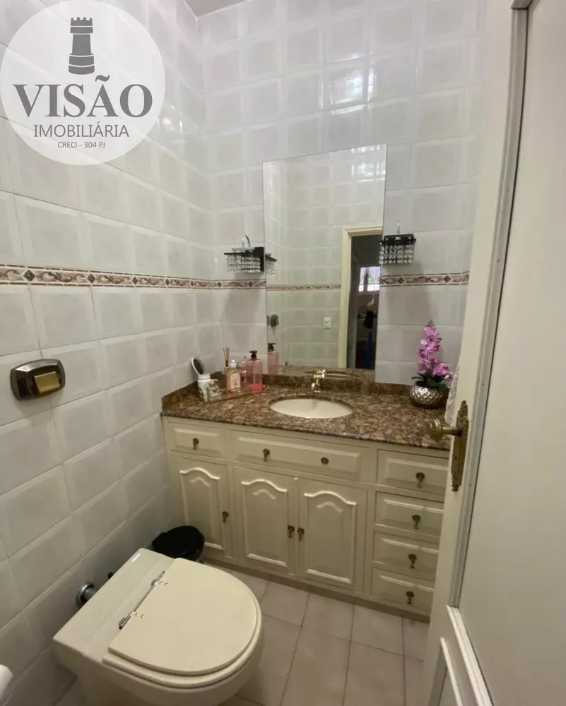 Casa à venda com 4 quartos, 250m² - Foto 4