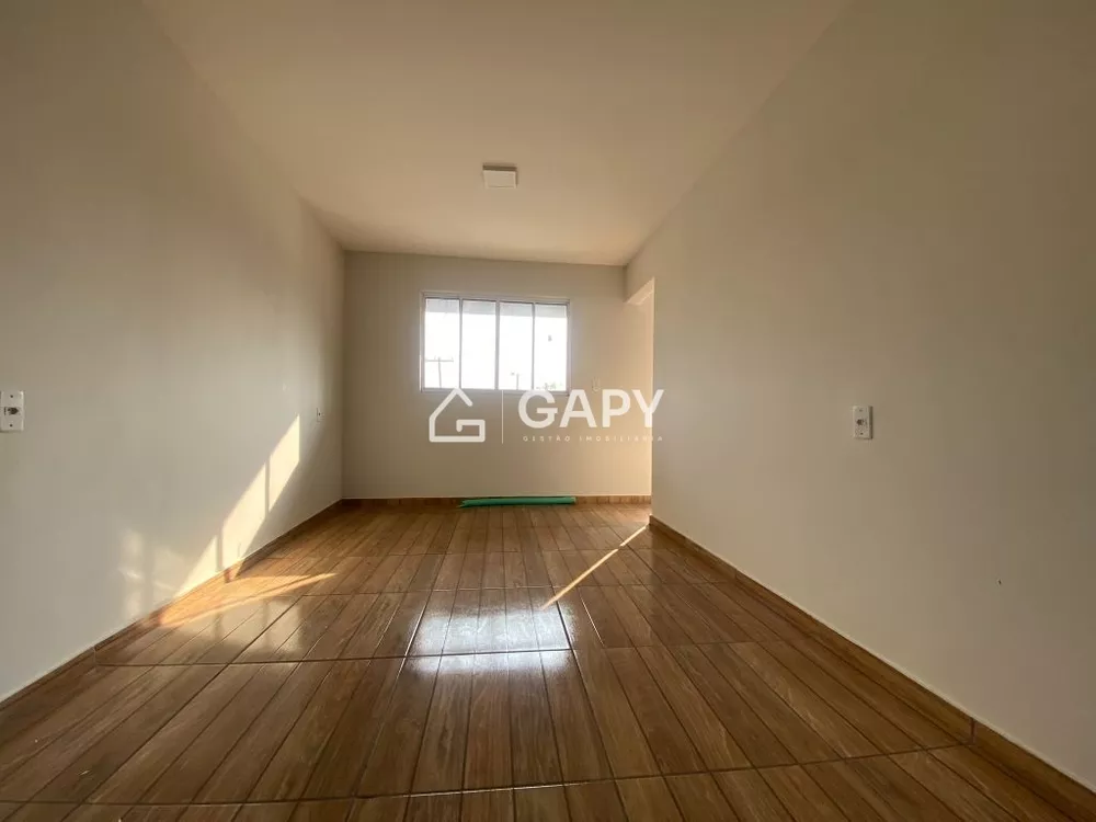 Casa, 2 quartos, 220 m² - Foto 1