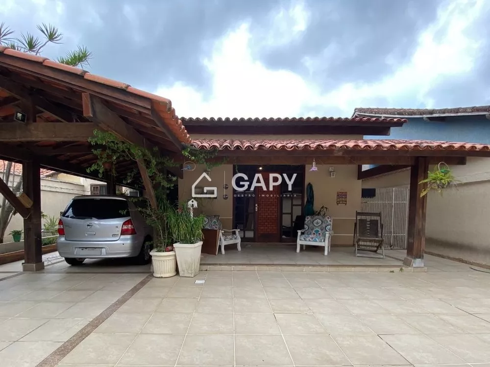 Casa, 3 quartos, 156 m² - Foto 1