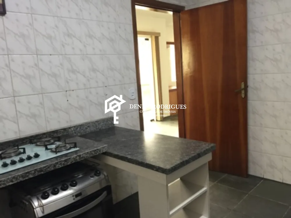 Casa, 3 quartos, 230 m² - Foto 9