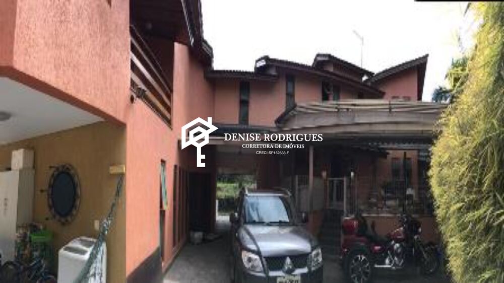 Casa à venda com 3 quartos, 320m² - Foto 1