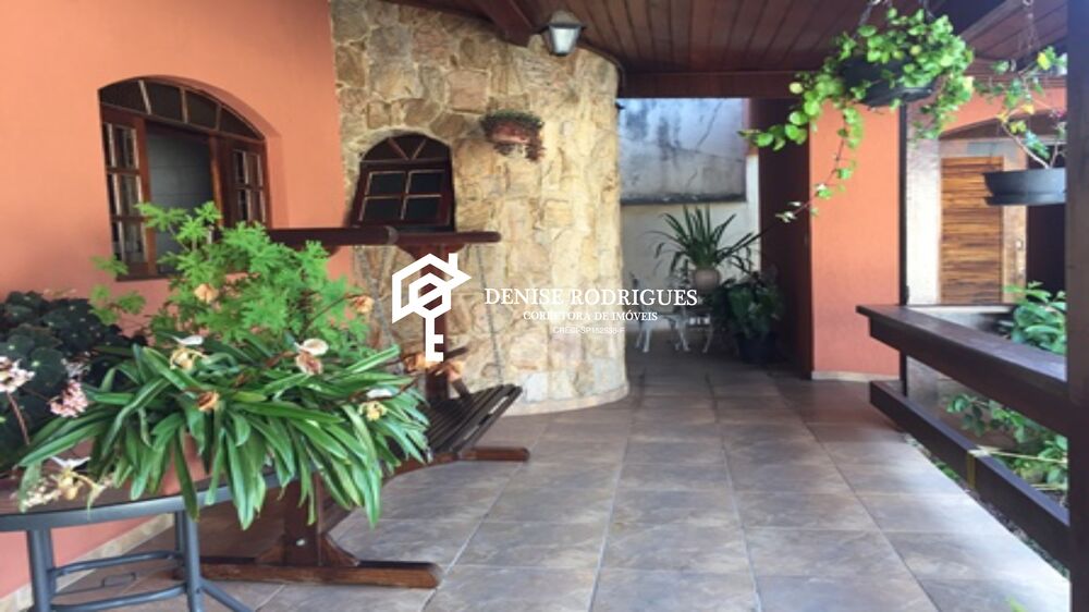 Casa à venda com 3 quartos, 185m² - Foto 8