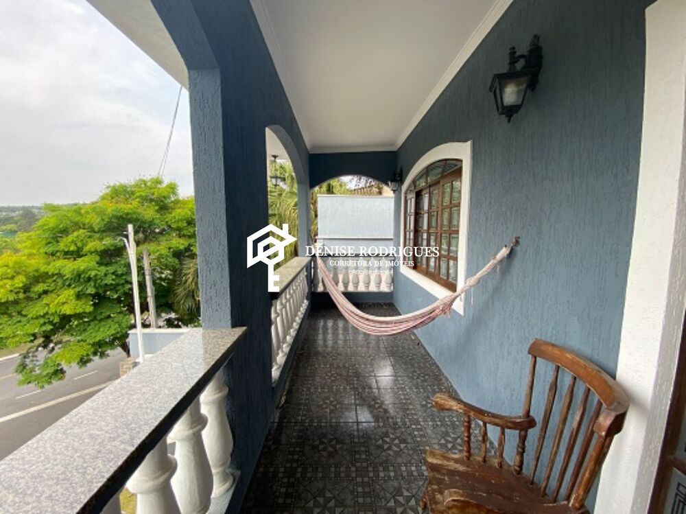 Casa à venda e aluguel com 3 quartos, 200m² - Foto 4