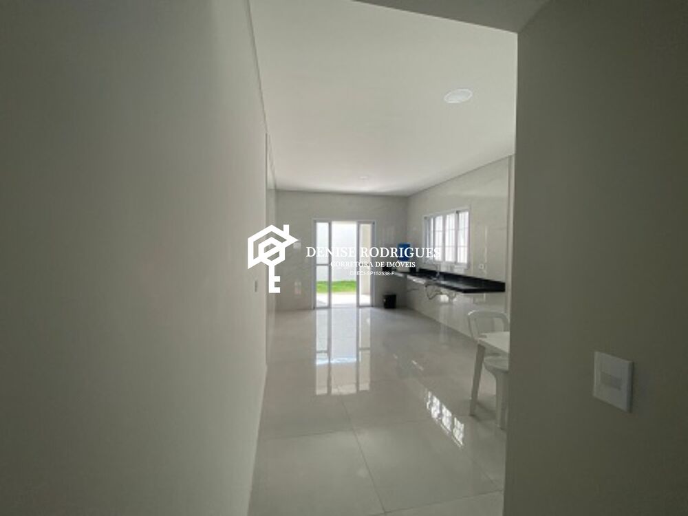 Casa, 3 quartos, 114 m² - Foto 1