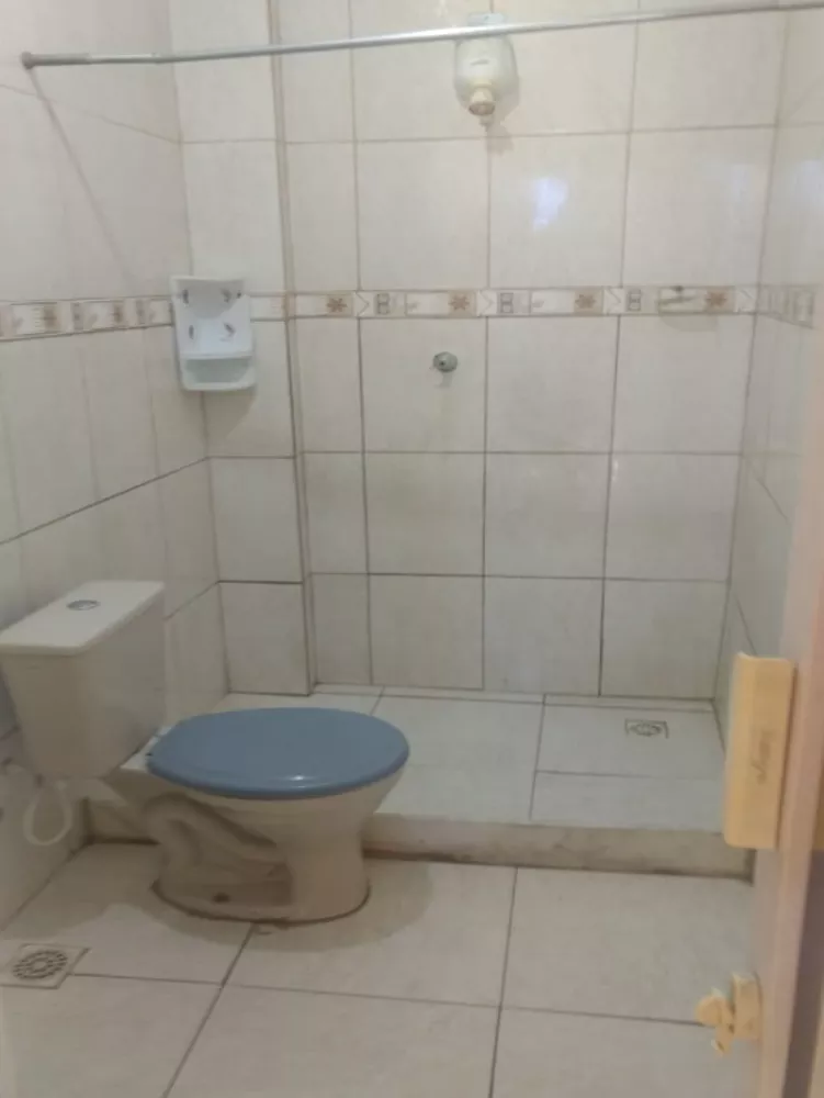 Casa à venda com 4 quartos, 125m² - Foto 2