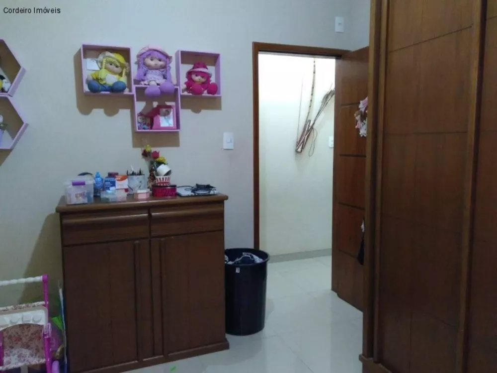 Casa, 3 quartos, 245 m² - Foto 24