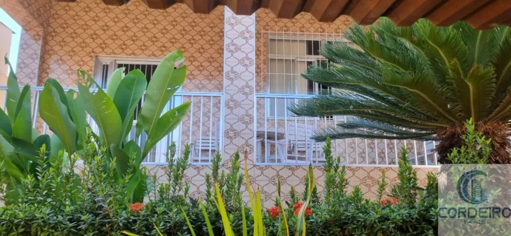 Casa à venda com 4 quartos, 500m² - Foto 3