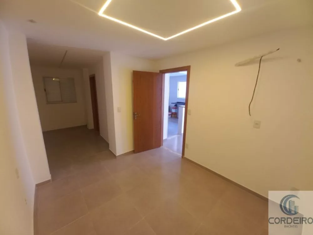 Casa à venda e aluguel com 1 quarto, 60m² - Foto 4