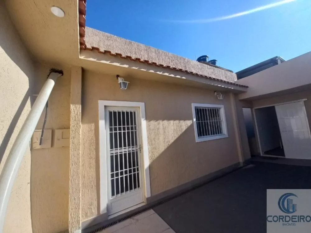 Casa à venda e aluguel com 1 quarto, 60m² - Foto 3