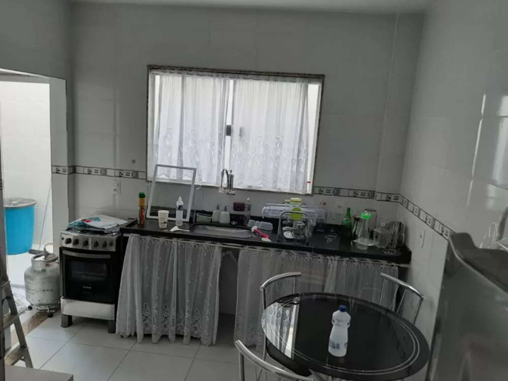 Casa à venda com 3 quartos, 140m² - Foto 4