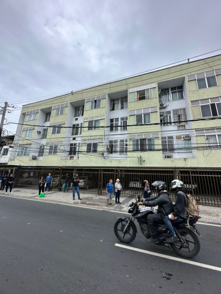 Apartamento para alugar com 2 quartos, 70m² - Foto 2