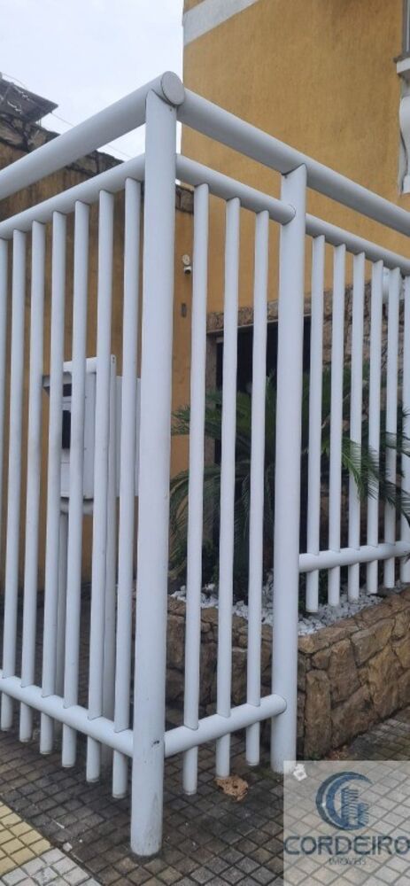 Apartamento à venda com 3 quartos, 79m² - Foto 2