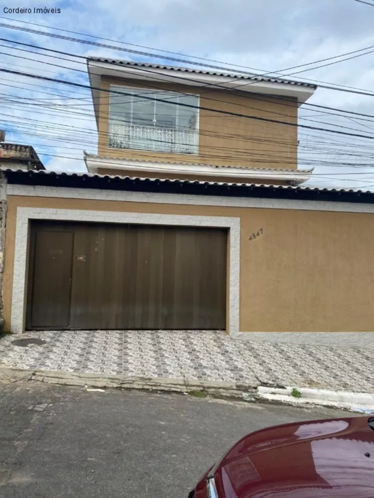 Casa à venda com 2 quartos, 400m² - Foto 1