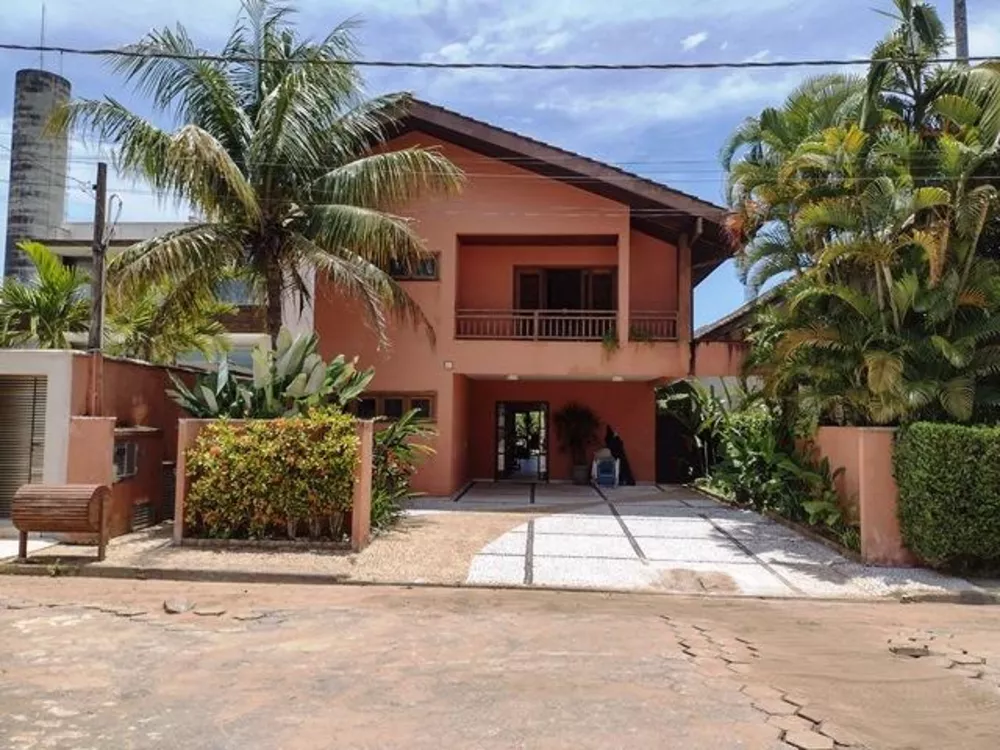 Casa de Condomínio à venda com 7 quartos, 880m² - Foto 1