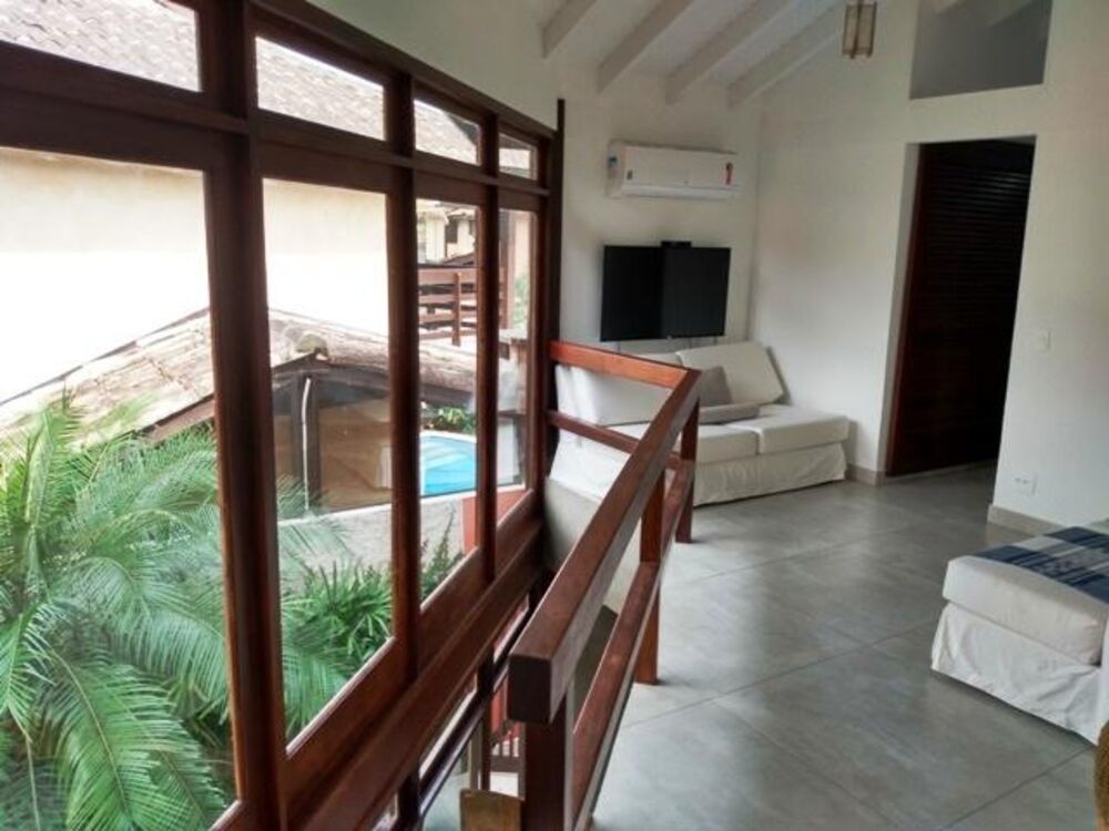 Casa de Condomínio à venda com 4 quartos, 275m² - Foto 28