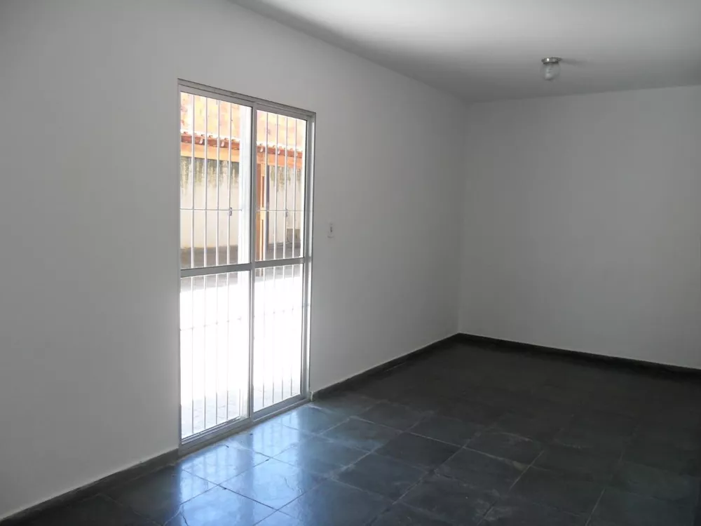 Apartamento à venda com 2 quartos, 58m² - Foto 4