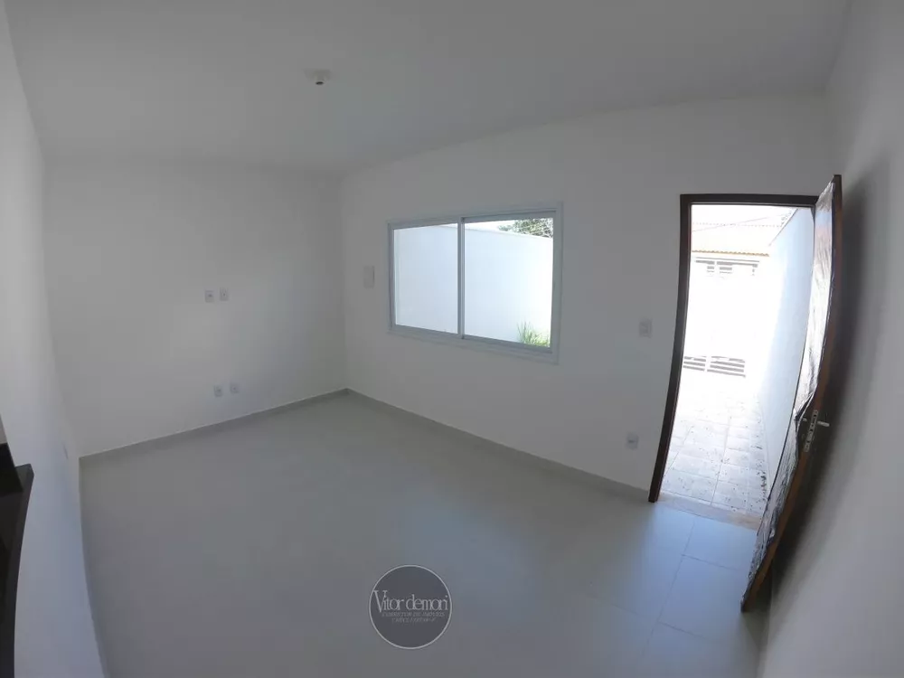 Casa à venda com 2 quartos, 150m² - Foto 4