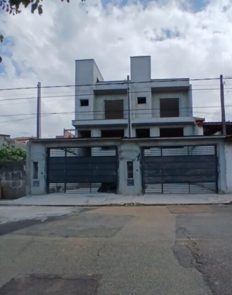 Casa à venda com 3 quartos, 150m² - Foto 1