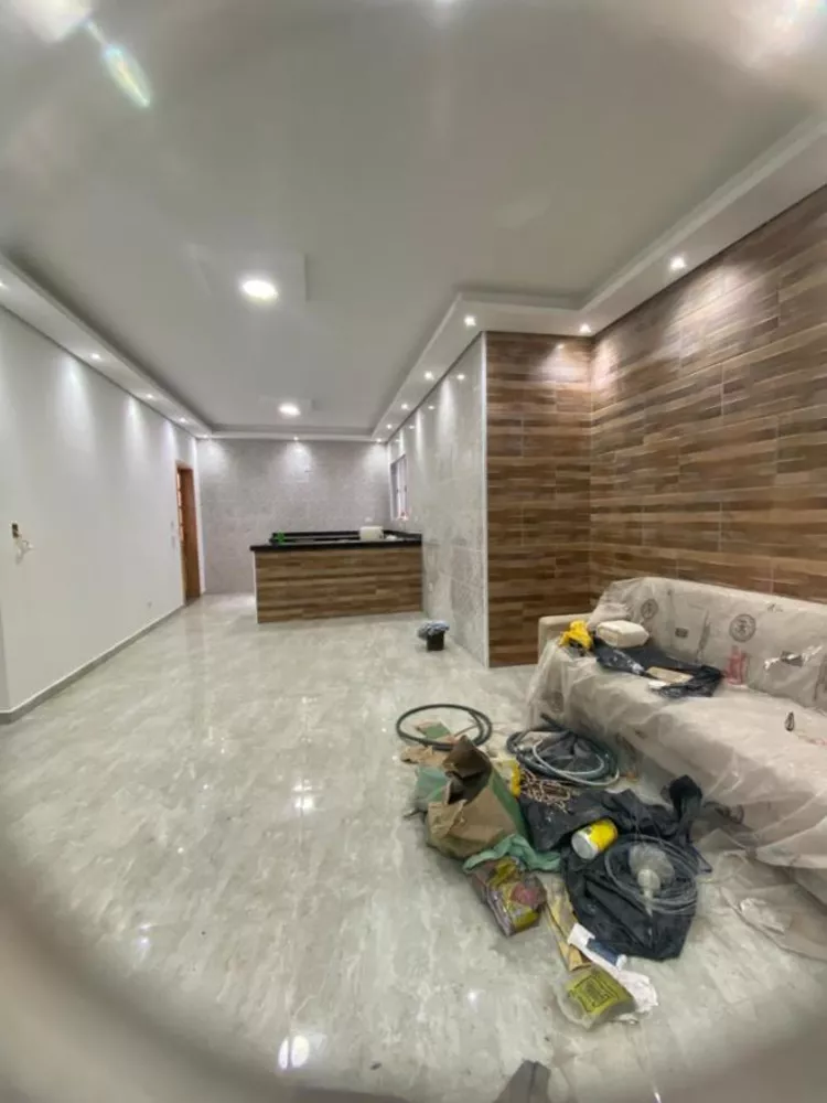 Casa à venda com 2 quartos, 245m² - Foto 1